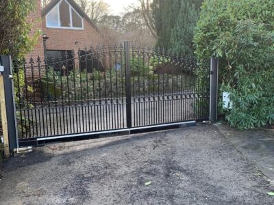 Strong and Reliable Metal Gates for UK Properties