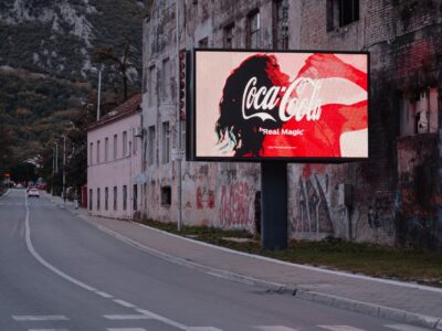 Best Locations for Billboard Advertising: Where to Place Your Ads for Maximum Impact and ROI