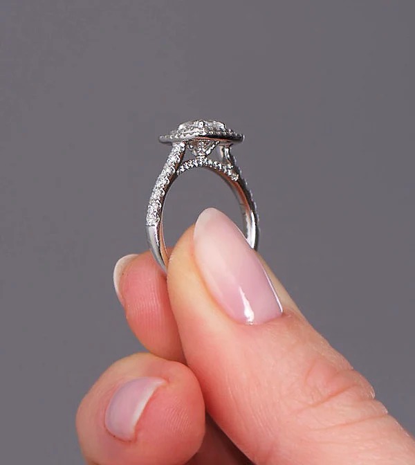 WhatsApp Image 2025 10 30 at 19.04.49 241e2679