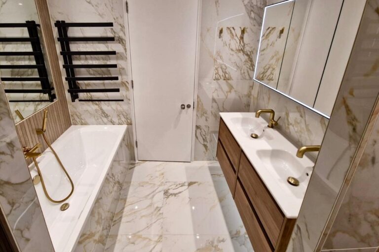 Bathroom Refurbishment Canary Wharf 768x512