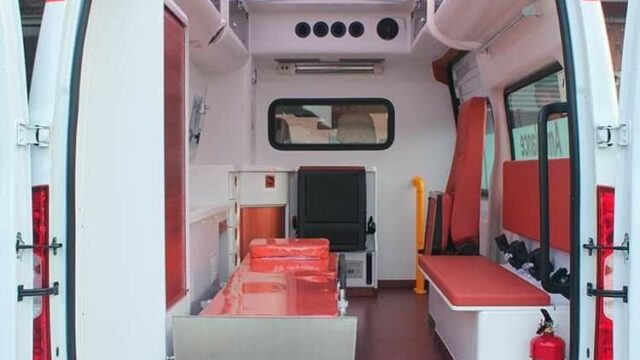 ventilator-ambulance-services-in-Delhi